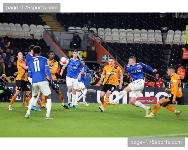 补时阶段连入两球，狼队2-1逆转伯恩茅斯