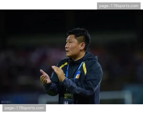 【2026年4月中超联赛·赛后·述评主队教练在新闻发布会上强调，在现有人员配置下，稳固防守是赢球的基础